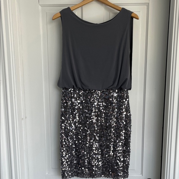 Cynthia Rowley Dresses & Skirts - Cynthia Rowley Gray and Silver Sequin Mini Dress